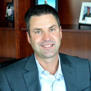 Headshot: Chris Sullens