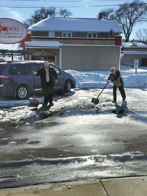 Snow shoveling at Schopen Pest Solutions