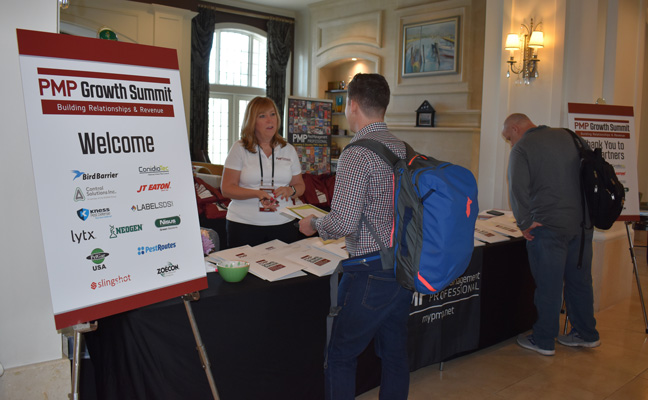 Registration for the PMP Growth Summit, which brought nearly 40 pest management professionals to Orlando. PHOTO: PMP STAFF