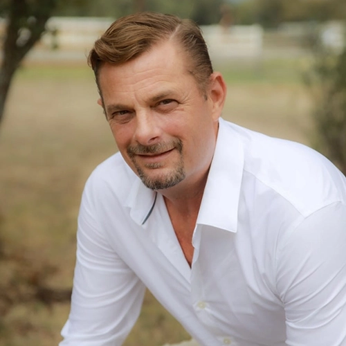 Please Fill Out The Following Fields.