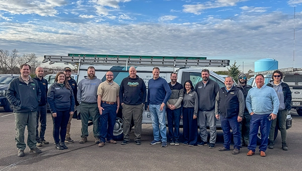 Left to Right: Shane Hanson, Kyle Kromer, Caroline Kohnert, Derrick Benz, Jared Hanson, Nicholas Place,
Chris Hart, Brant Hanson, Stephen Hanson, Aly Silva-Mulgrew, Joe, Puchtel, Ken Bateson, Thomas Roth, Scott Steckel, Bird Parent