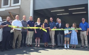 ribbon-cutting image of Thomas Pest team at the Saratoga branch.